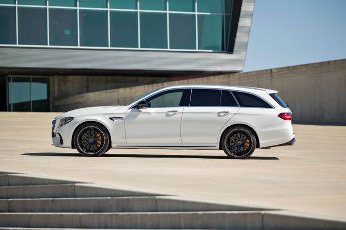 7 коли, които Mercedes-AMG E63 S комби може да победи